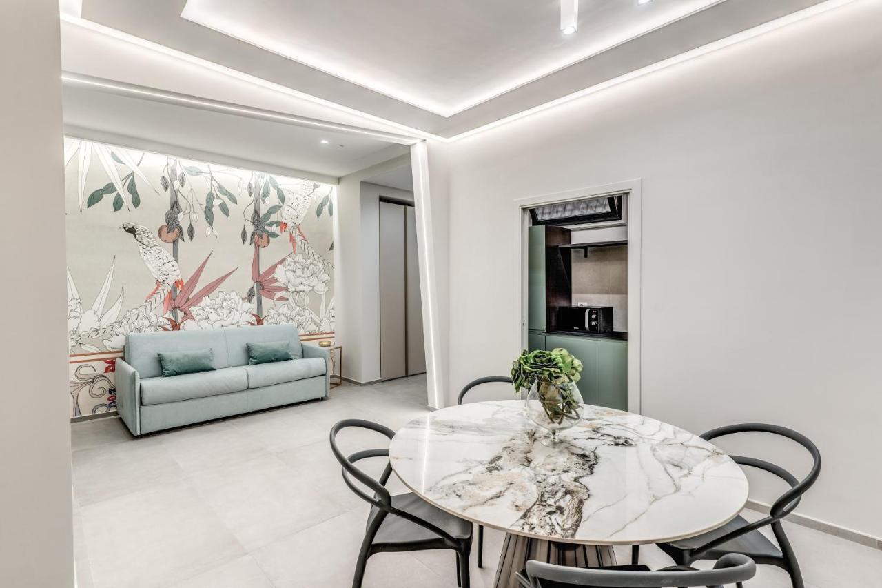 Lady Diamond Apartment Napoli Bagian luar foto