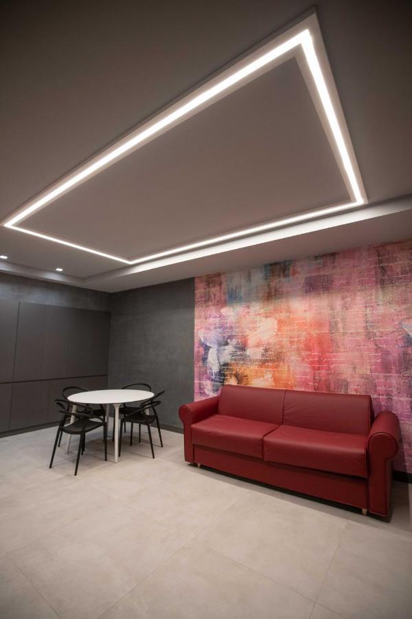 Lady Diamond Apartment Napoli Bagian luar foto