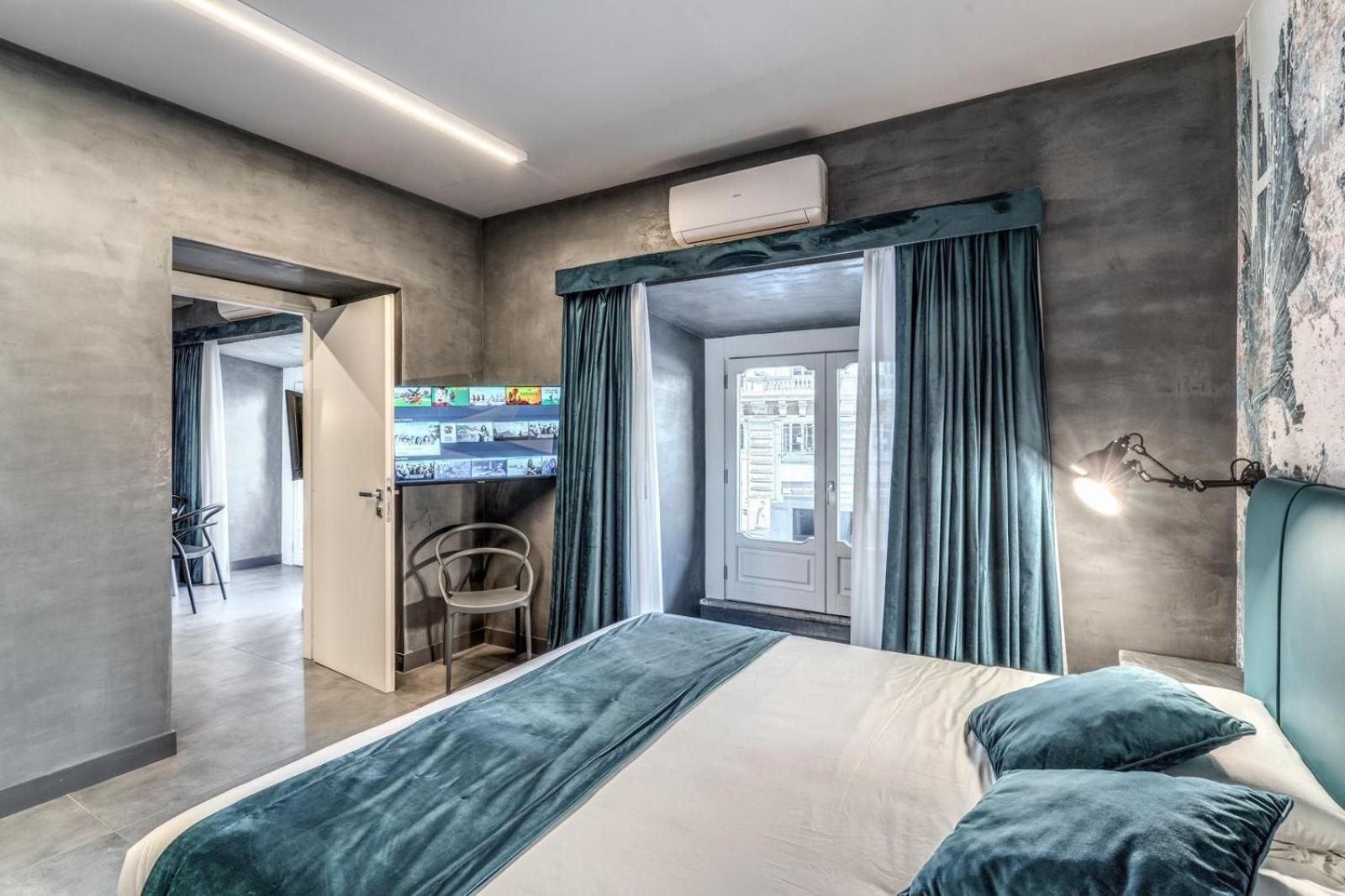 Lady Diamond Apartment Napoli Bagian luar foto